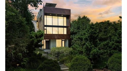 1020 Bellevue Dr Ne, Atlanta, GA, 30306-3532 | Card Image