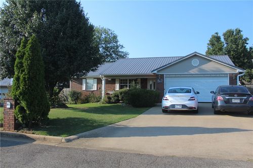 911 Tate St, Clarksville, AR, 72830-8509 | Card Image