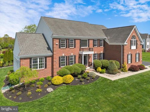 214 Cecelia Acres Dr, Warminster, PA, 18974-1681 | Card Image