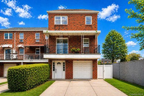 250-23 88th Rd, Bellerose, NY, 11426 | Card Image