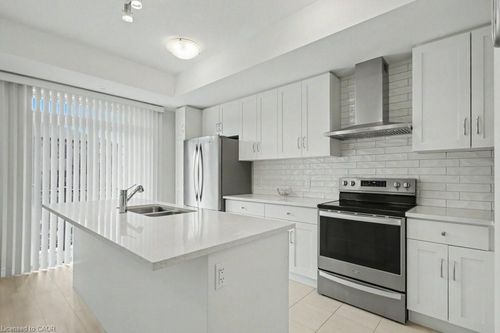 53 Lomond Lane, Kitchener, ON, N2R0T6 | Card Image