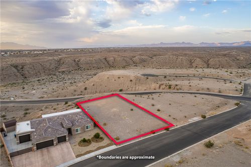 2333 Jo Ann Ave, Bullhead City, AZ, 86442-8141 | Card Image
