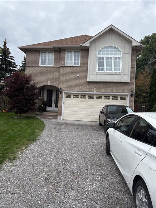 3 Nature Crt, Hamilton, ON, L9C7T5 | Card Image