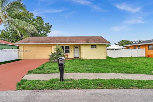 1808 Nw 3rd Ct, Fort Lauderdale, FL, 33311-8704 | Card Image