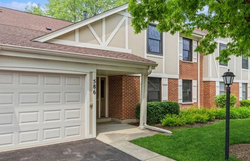 b2-586 Williamsburg Ct, Wheeling, IL, 60090-2468 | Card Image