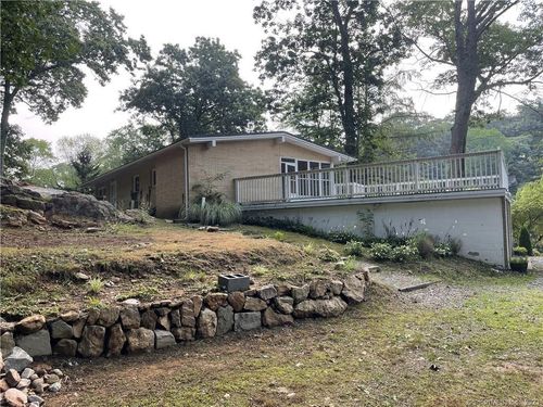 7 Smith Pond Way, Gales Ferry, CT, 06335-1858 | Card Image