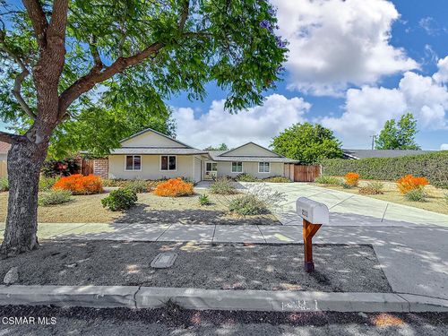 211 Sandberg St, Thousand Oaks, CA, 91360 | Card Image
