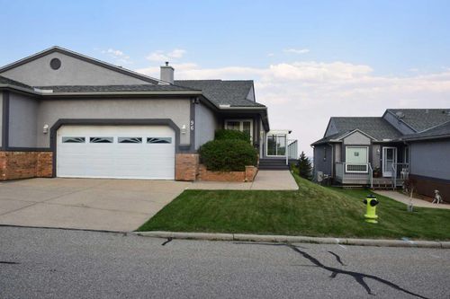 96 Norquay Hts Nw, Calgary, AB, T2K6H4 | Card Image