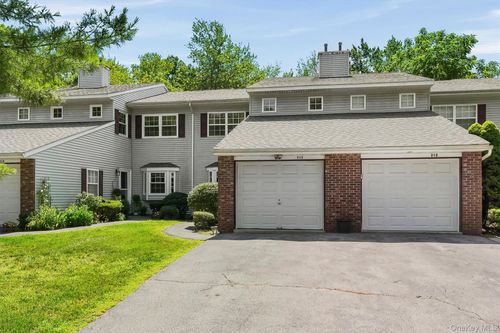 213 Eagleton Dr, Monroe, NY, 10950-5140 | Card Image