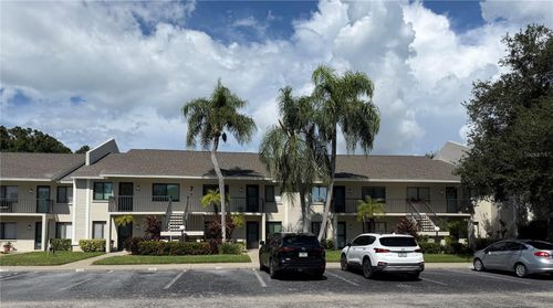 7750-7750 Eagle Creek Dr, SARASOTA, FL, 34243-4647 | Card Image
