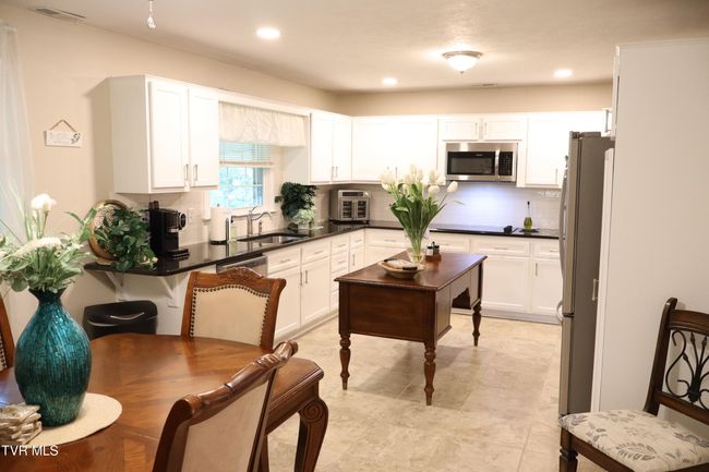 103 Forrest Dr, House other with 4 bedrooms, 3 bathrooms and null parking in Jonesborough TN | Image 11