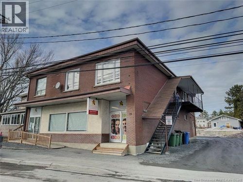 59 Rue Queen, Edmundston, NB, E3V1A4 | Card Image