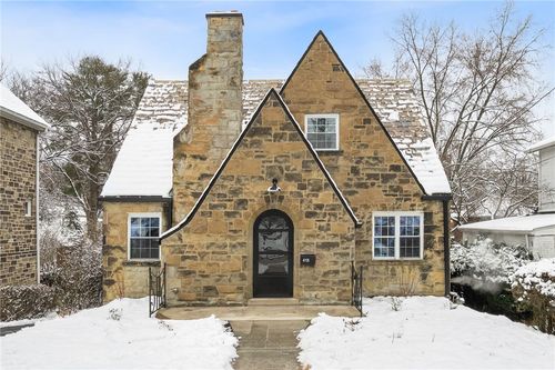 415 Serpentine Dr, Pittsburgh, PA, 15243-2055 | Card Image