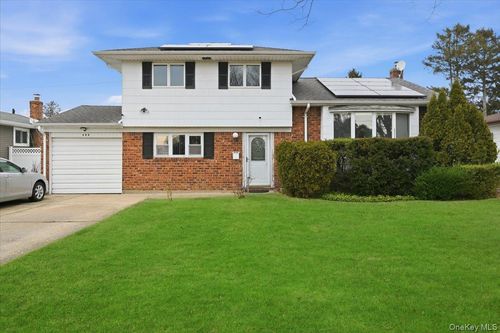 400 Plainview Rd, Hicksville, NY, 11801-4348 | Card Image
