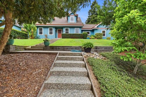 585 Calle Del Sol, Aptos, CA, 95003-9732 | Card Image