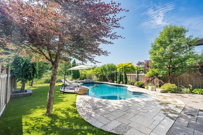 63 Regency View Hts, House other with 4 bedrooms, 4 bathrooms and 5 parking in Maple ON | Image 47