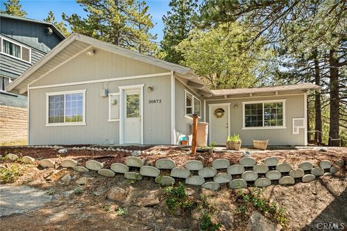 30872 Acorn Ln, Running Springs, CA, 92382-7417 | Card Image