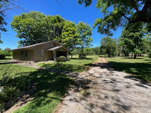 6640 Dry Creek Rd, Elk Horn, KY, 42733-9604 | Card Image
