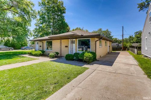 a-2161 Washington Ave, Evansville, IN, 47714-2237 | Card Image