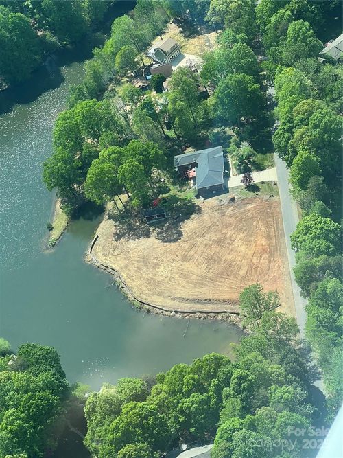 214 Farmstead Ln, Mooresville, NC, 28117-6842 | Card Image