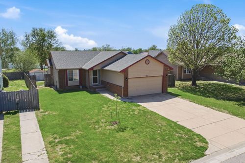 941 E Forest Ct, Haysville, KS, 67060 | Card Image
