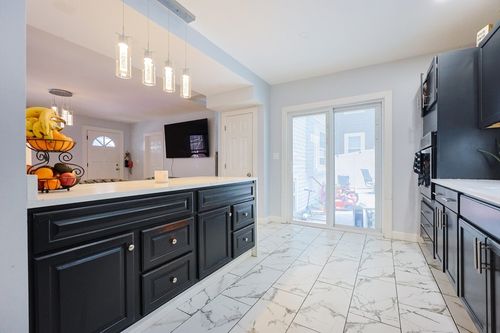 62 Cottage Ave, Winthrop, MA, 02152-2502 | Card Image