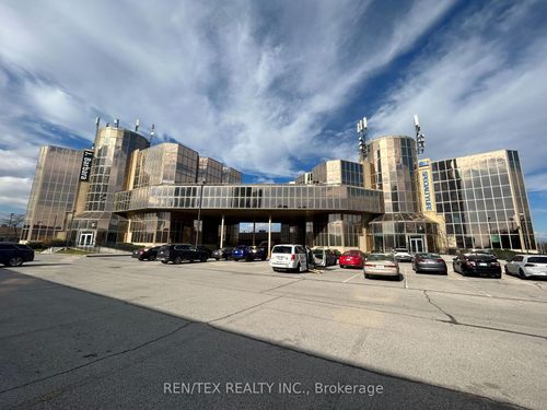 a402-8000 Jane St, Concord, ON, L4K5B8 | Card Image