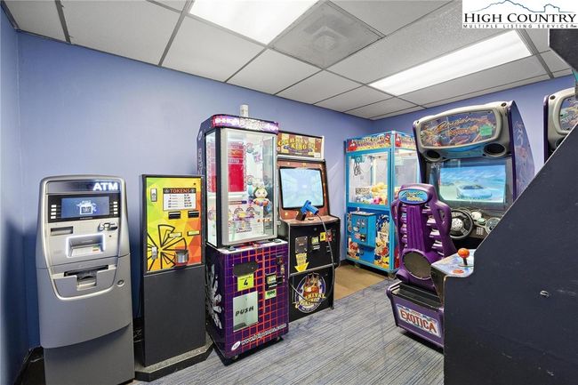 Game Room at the All Seasons Center | Image 29