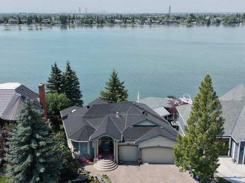 1001 E Chestermere Dr, Chestermere, AB, T1X1A9 | Card Image