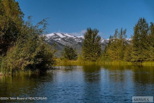 6688 Fox Meadows Dr, Victor, ID, 83455 | Card Image