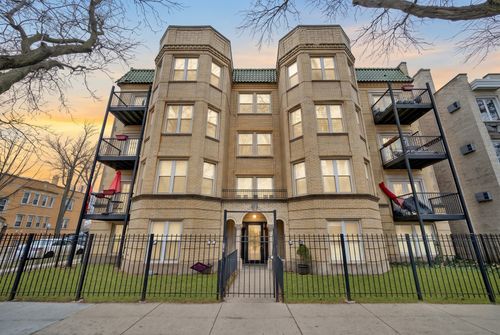 apt-2-2256 W Arthur Ave, Chicago, IL, 60645-5477 | Card Image
