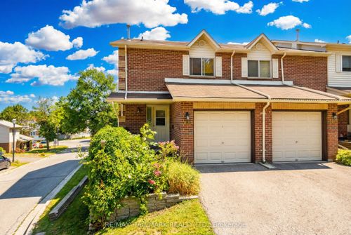 16-595 Gibney Cres, Newmarket, ON, L3X1Y3 | Card Image