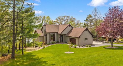 W10725 Wildwood Way, Poynette, WI, 53955-8425 | Card Image