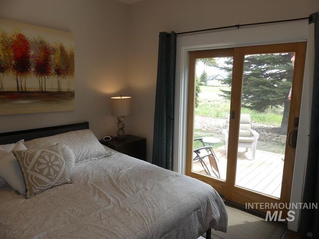 UNIT-1 - 24 Mangum Cir, Townhouse with 3 bedrooms, 2 bathrooms and 2 parking in Donnelly ID | Image 16