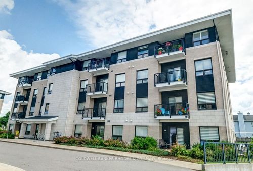 303-225 Winterfell Pvt, Gloucester, ON, K1G4J1 | Card Image