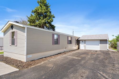 2210 Sundet Ln, Faribault, MN, 55021-4841 | Card Image