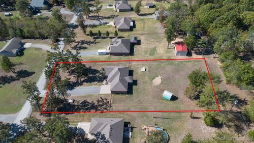 12910 Southern Oaks St, Tahlequah, OK, 74464-1390 | Card Image