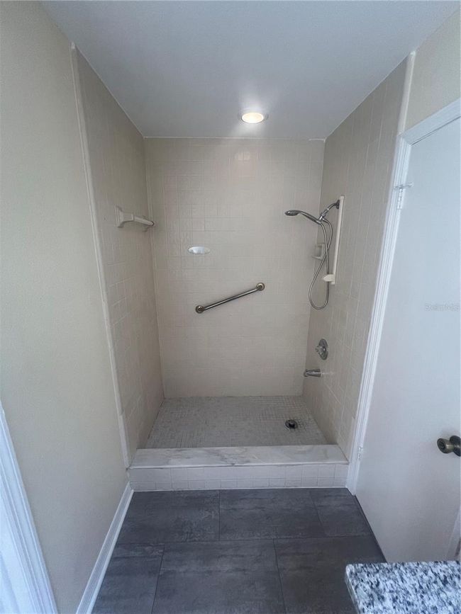 Master Bath | Image 28