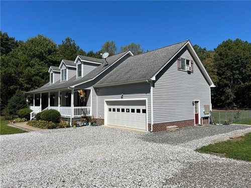 1419 Mill Creek Rd, Wake, VA, 23176-2151 | Card Image