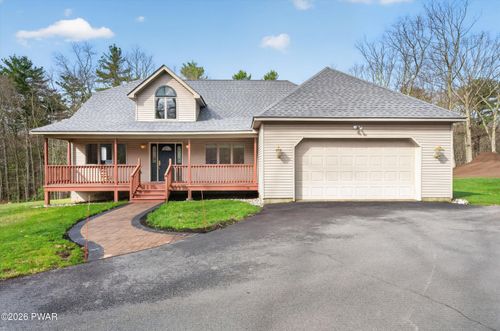 117 Stone Ridge Ln, Milford, PA, 18337-7645 | Card Image