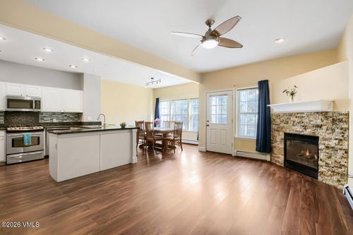 5c-288 Edwards Village Blvd, Edwards, CO, 81632-5274 | Card Image