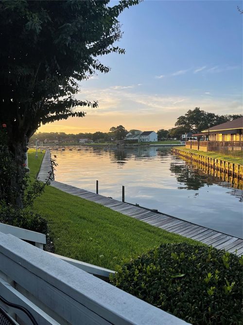 1 April Point Dr S, Montgomery, TX, 77356 | Card Image
