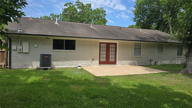 1125 Robert St, House other with 4 bedrooms, 2 bathrooms and 2 parking in Pearland TX | Image 4