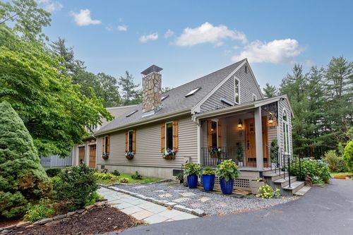 420 Elm St, Kingston, MA, 02364-1814 | Card Image