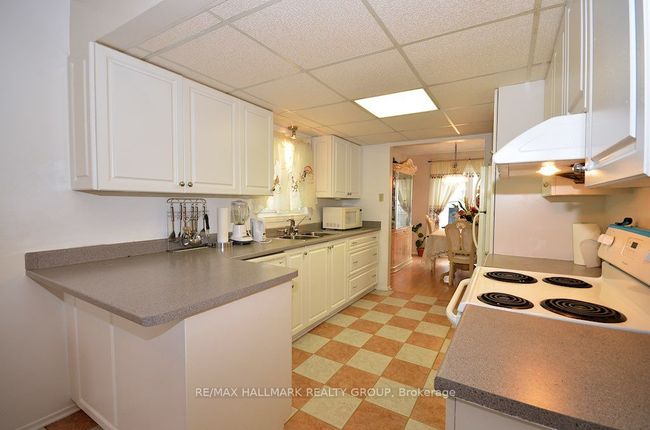 42 Saddle Cres, House other with 3 bedrooms, 4 bathrooms and 2 parking in Ottawa ON | Image 14