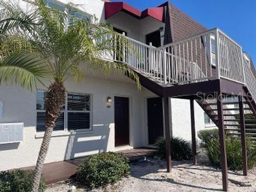i104-9105 W Hillsborough Ave, TAMPA, FL, 33615-3753 | Card Image