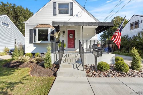 153 Thorndale Ave, West Seneca, NY, 14224-1877 | Card Image