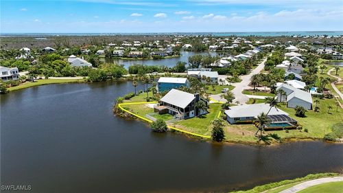 9127 Mockingbird Dr, SANIBEL, FL, 33957-3626 | Card Image
