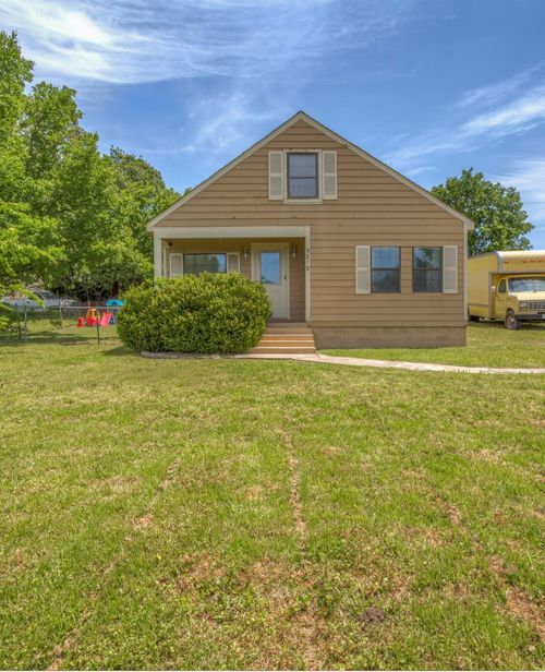 5819 S 32nd West Avenue, Tulsa, OK, 74107 | Card Image