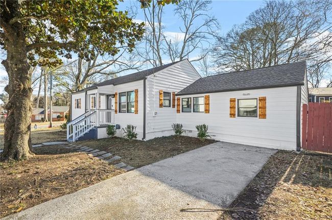 1092 Donnelly Ave Sw, House other with 3 bedrooms, 3 bathrooms and null parking in Atlanta GA | Image 5